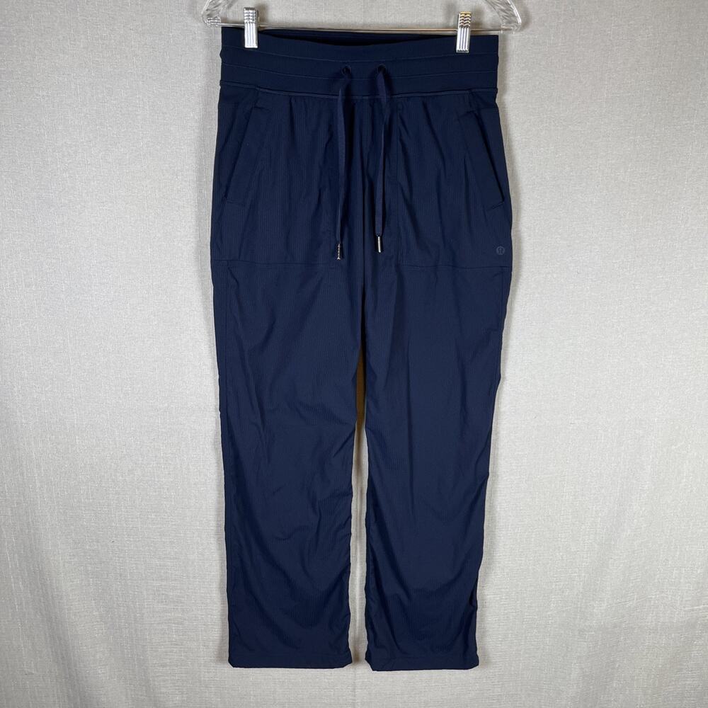 Lululemon Size 6 Mid Rise Dance Studio Pant Navy Ripstop Straight Leg LW5ENOR